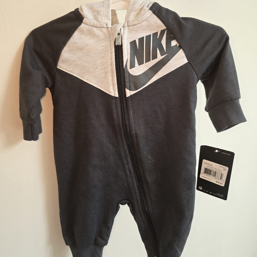 Nike Kids Black and Gray One Piece Footie